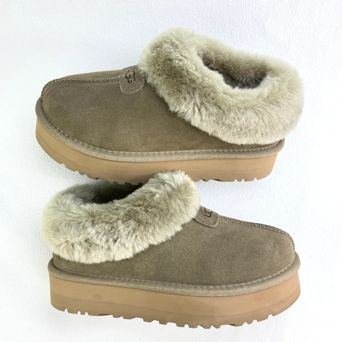 Self-pickup💰440 UGG Tatzite three-centimeter thick sole, glutinous, slip-on, easy to put on and take off, model 4810, slip-on casual fur shoes, short boots, color: maroon, reindeer, antelope brown, black, gray 𝚜𝚒𝚣𝚎: 𝟯𝟱-𝟰𝟬